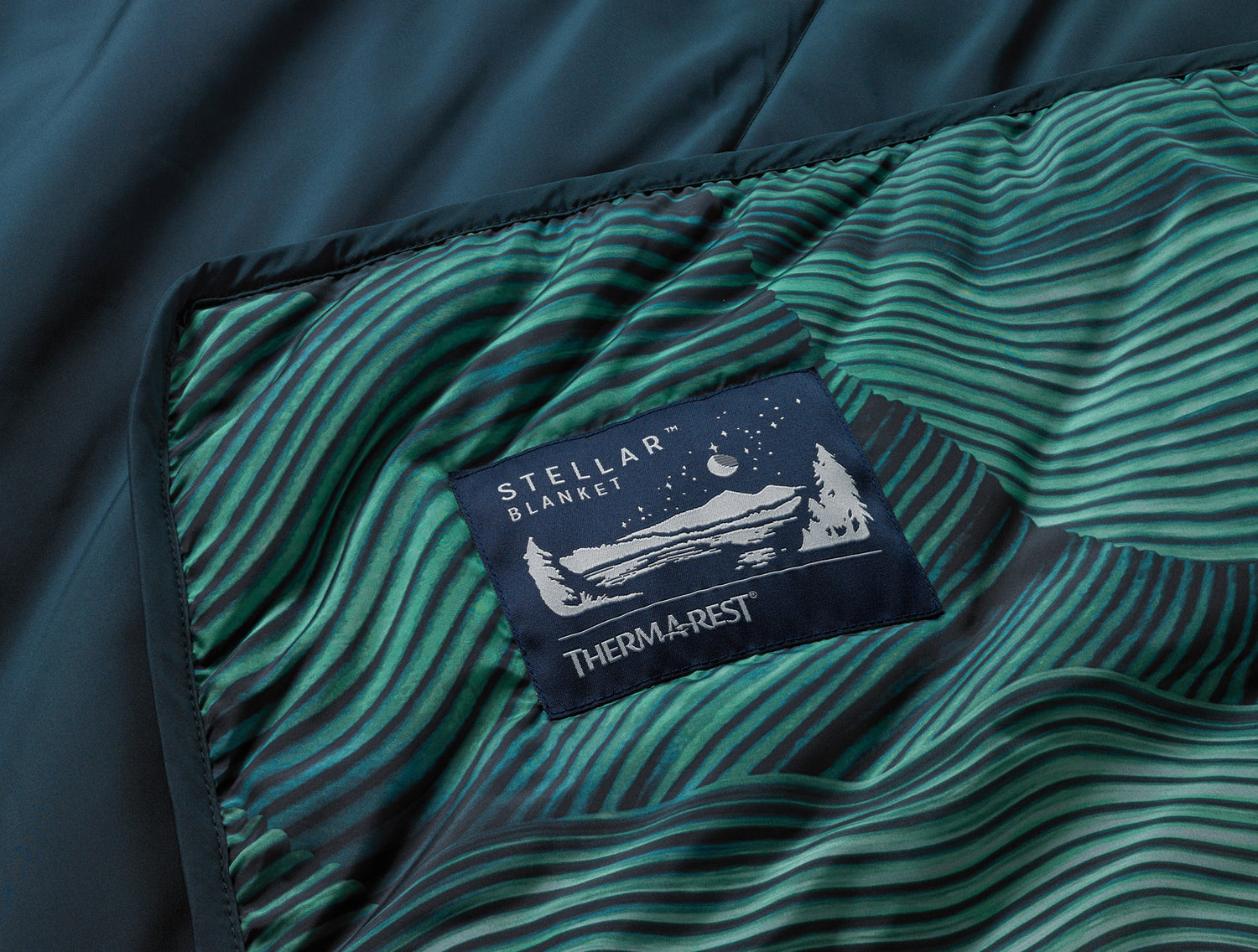 Thermarest Stellar Blanket Green Wave Print