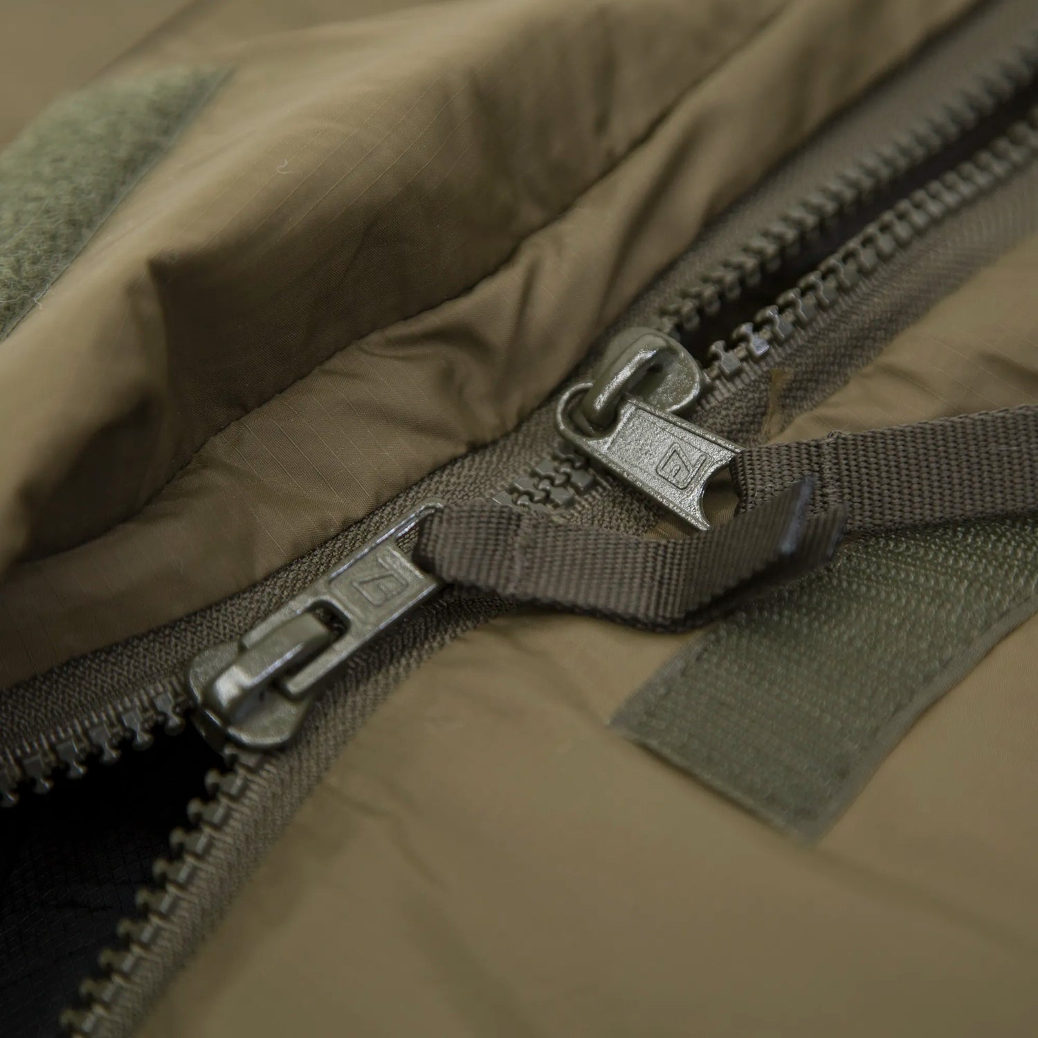Carinthia Defence 1 Top L + 4°C