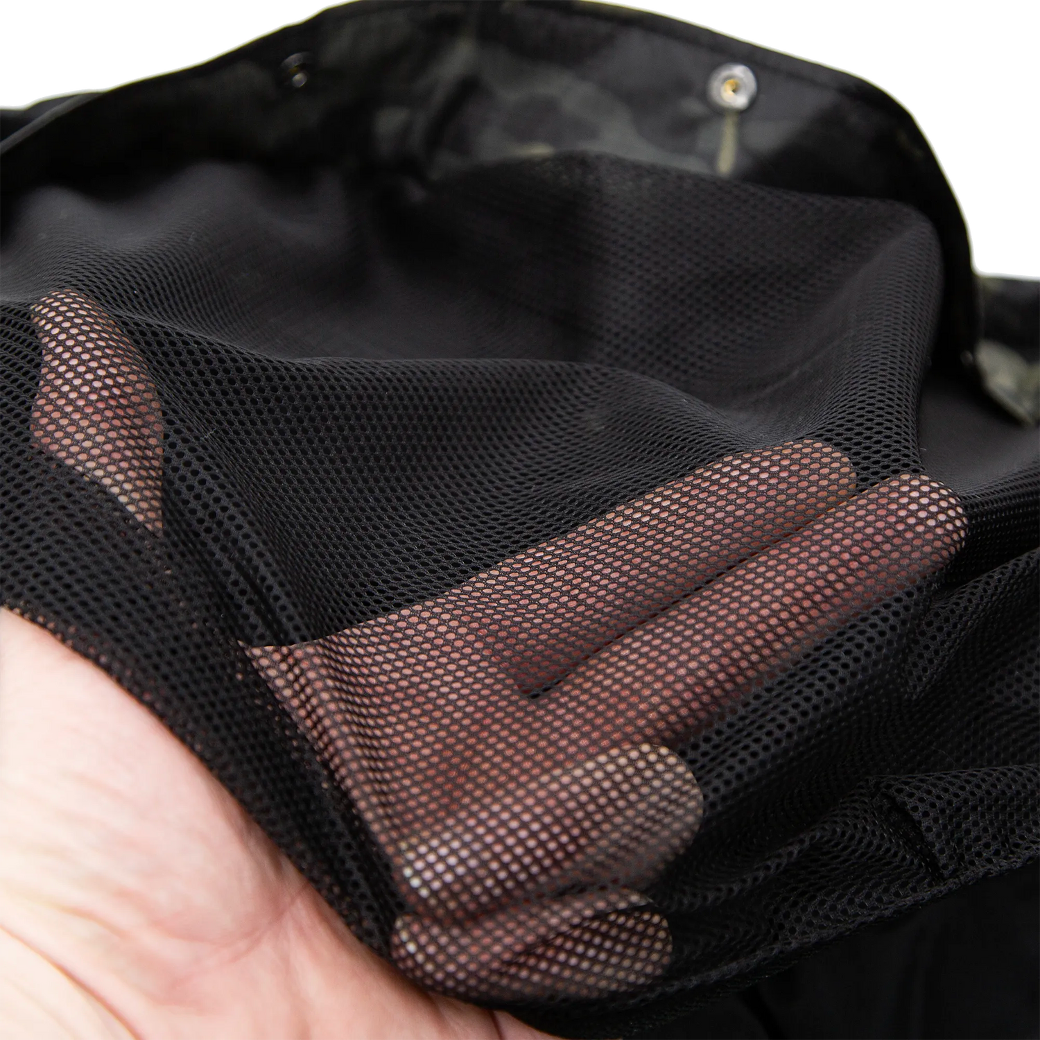 Carinthia Tropen L +5°C Black Multicam