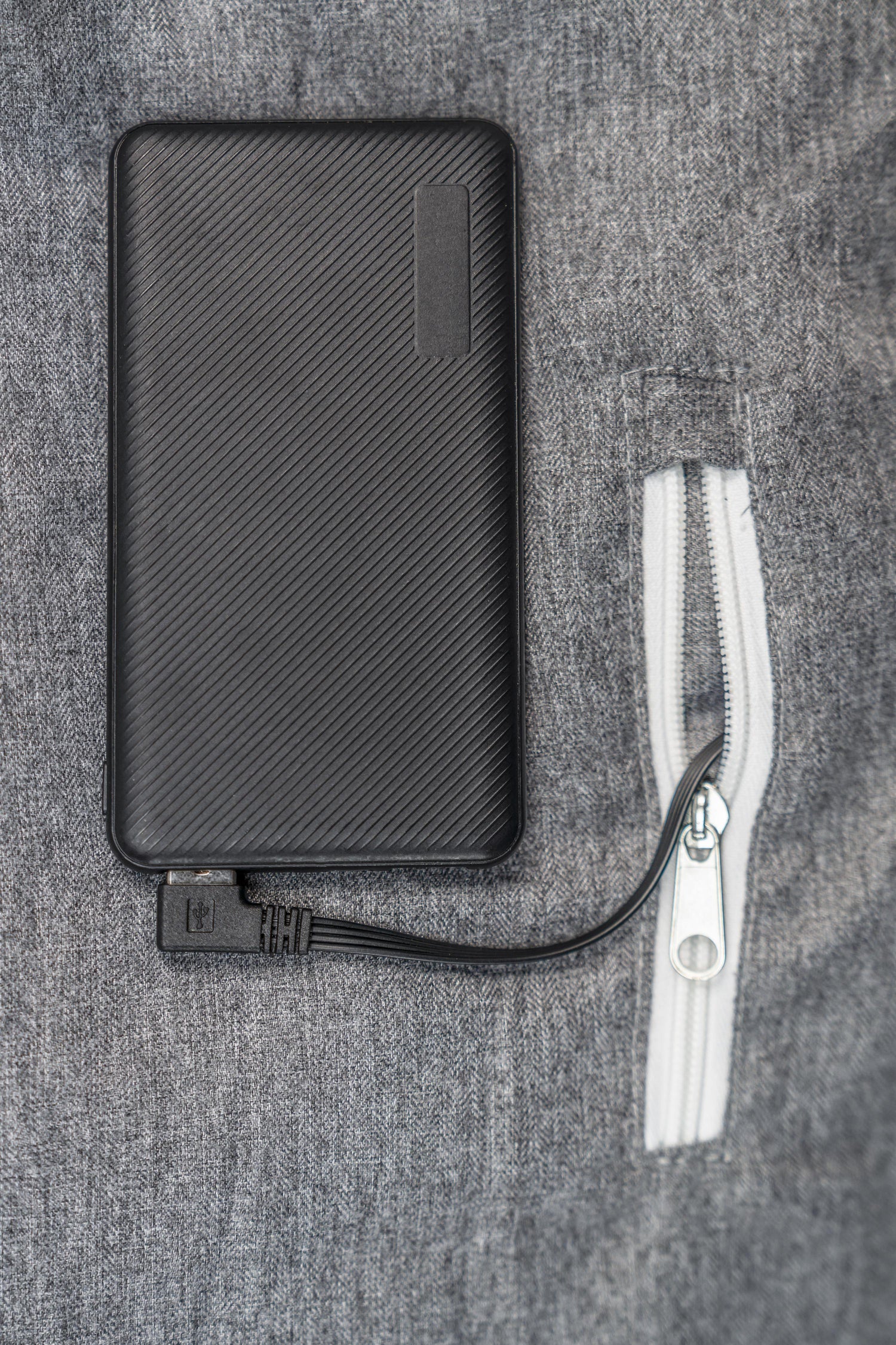 Grüezibag Feater - The Feet Heater