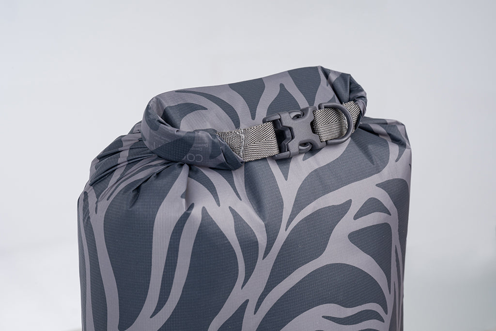 Cocoon Drybag Hyperlight 3L Grey Leaves