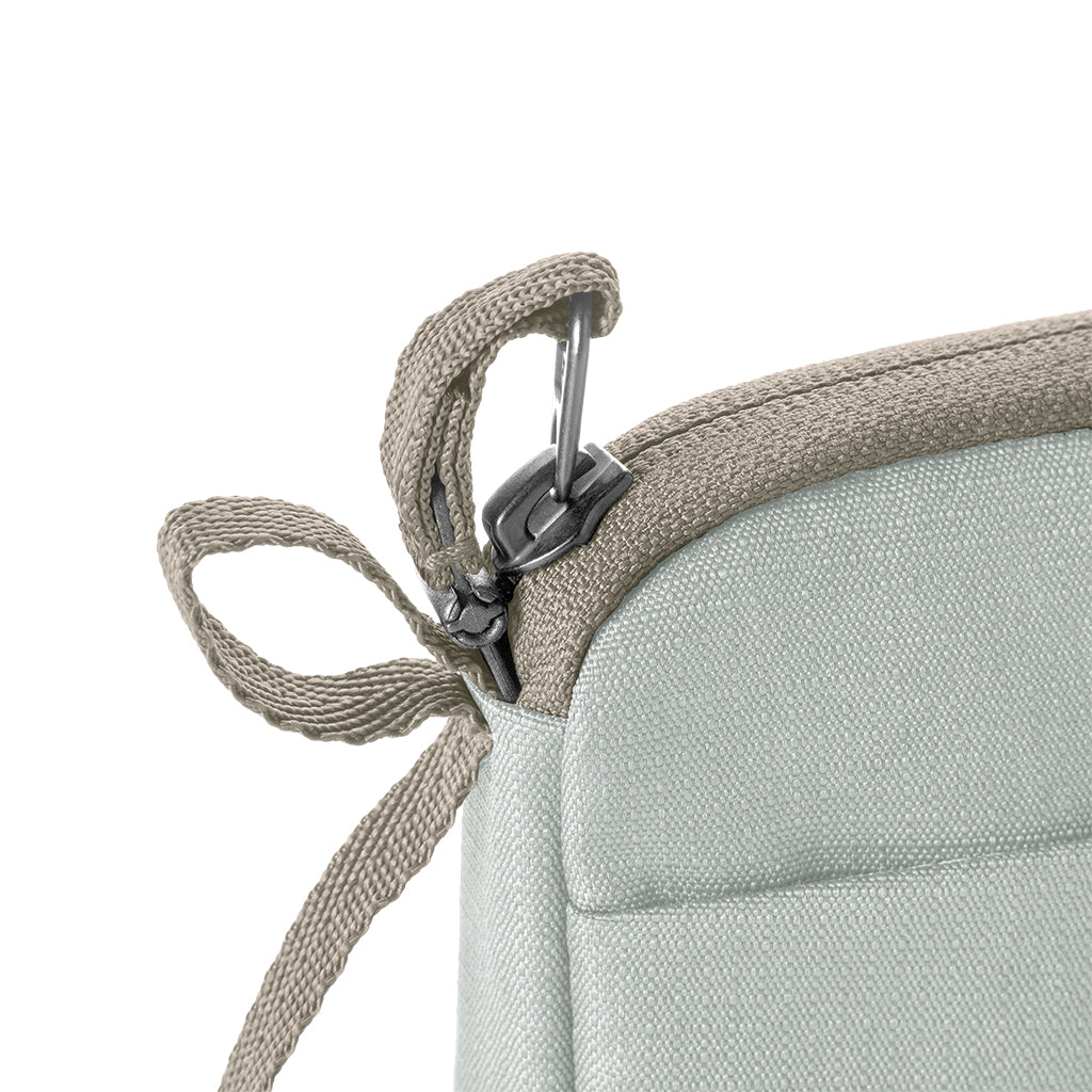 Eagle Creek Stash RFID Passport Wallet Storm Grey