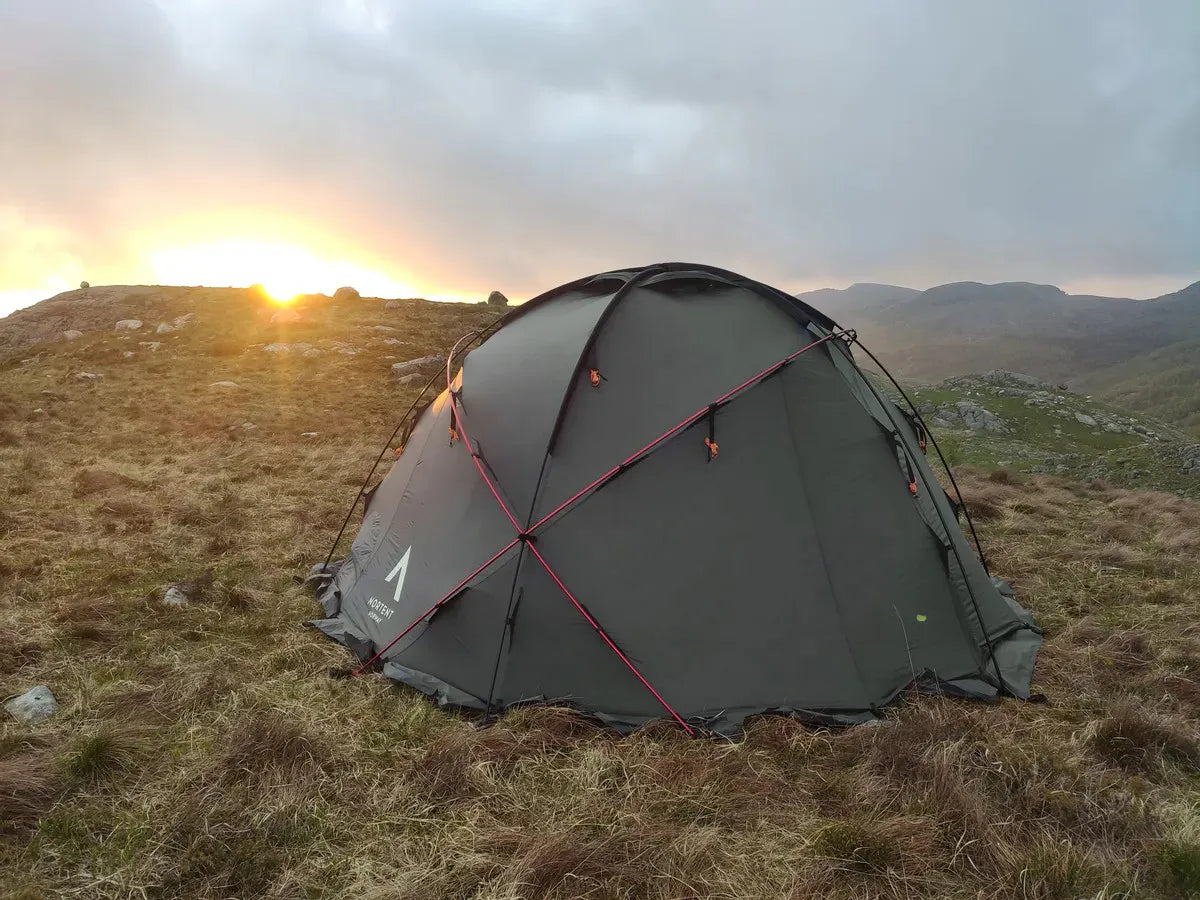 Nortent Gamme 4 Kuppelzelt Robustes 4-Jahreszeiten-Zelt