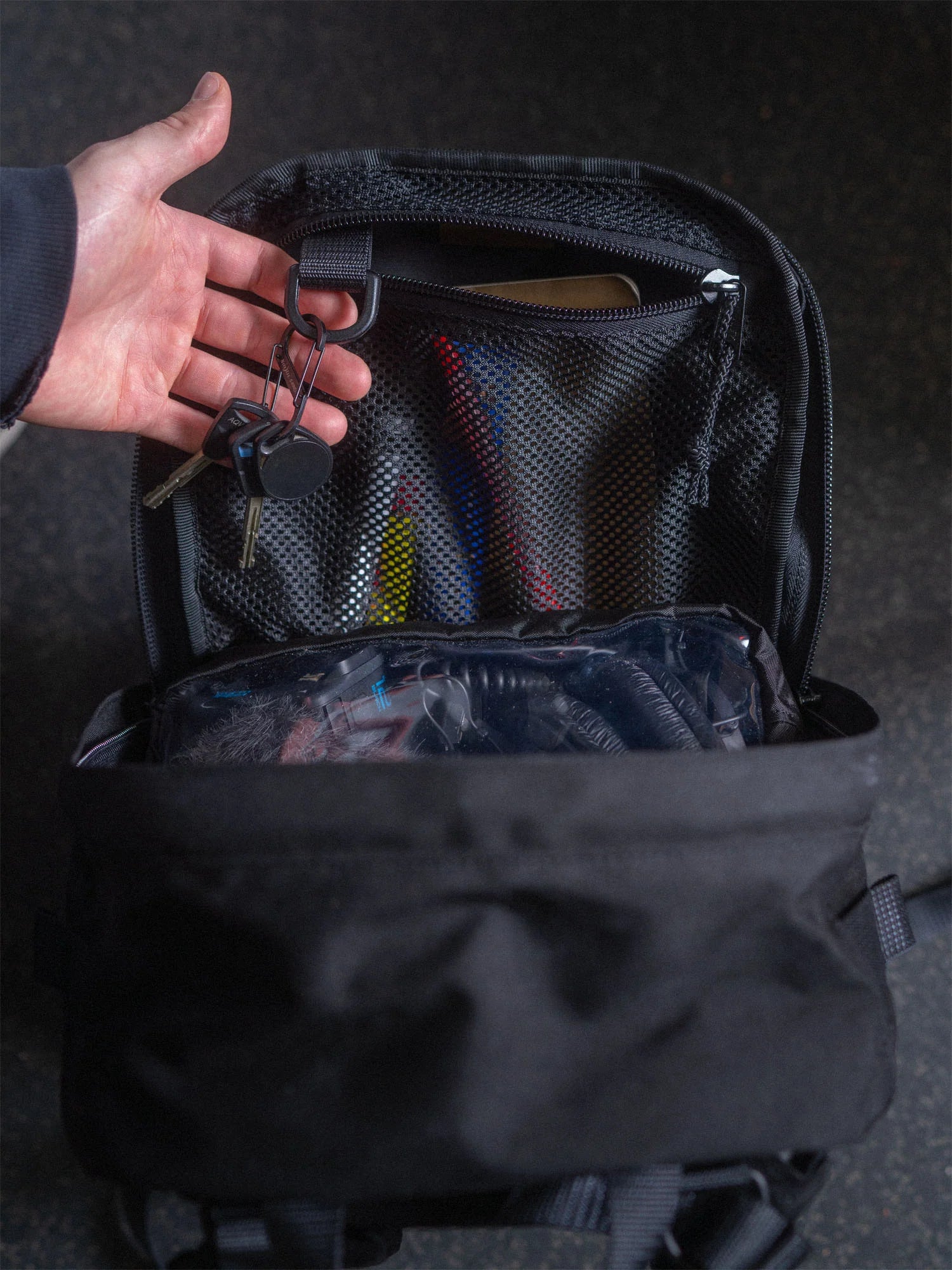 Savotta Niukka 20L – Minimalistischer & robuster Daypack Black