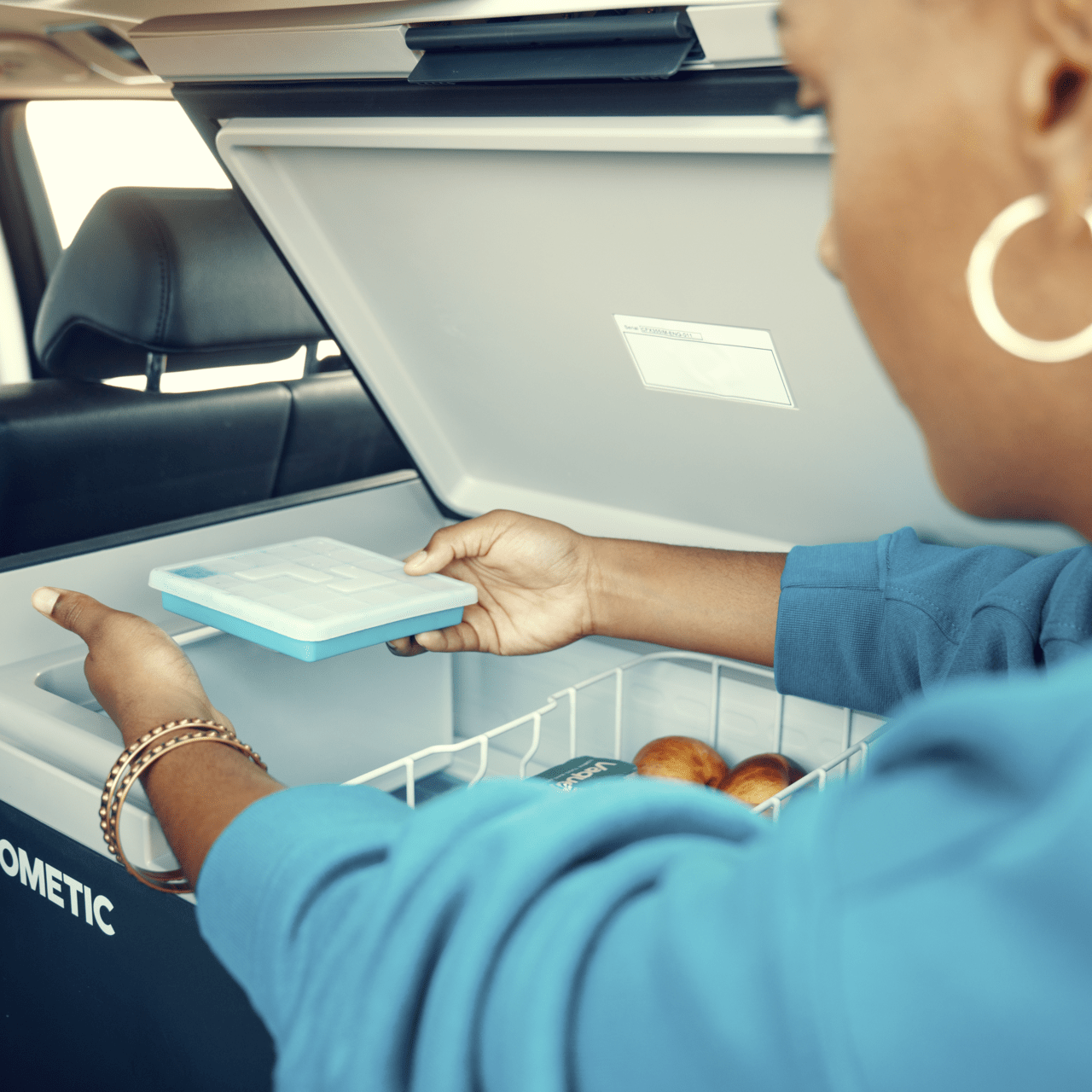 Dometic CFX3 55IM Tragbare Kompressorkühlbox mit Eiswürfel-Funktion und 53 l