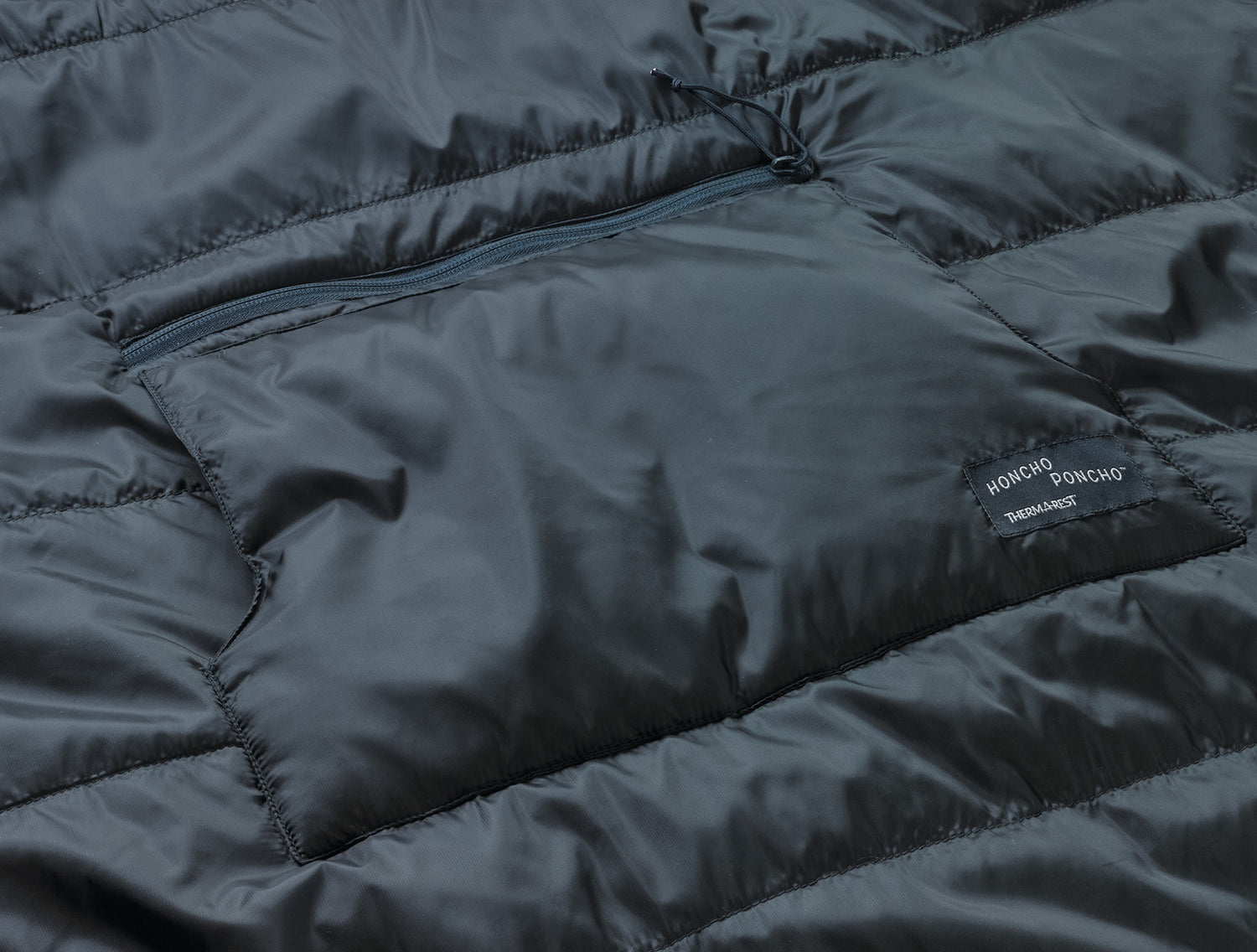 Thermarest Honcho Poncho Black Forest Print